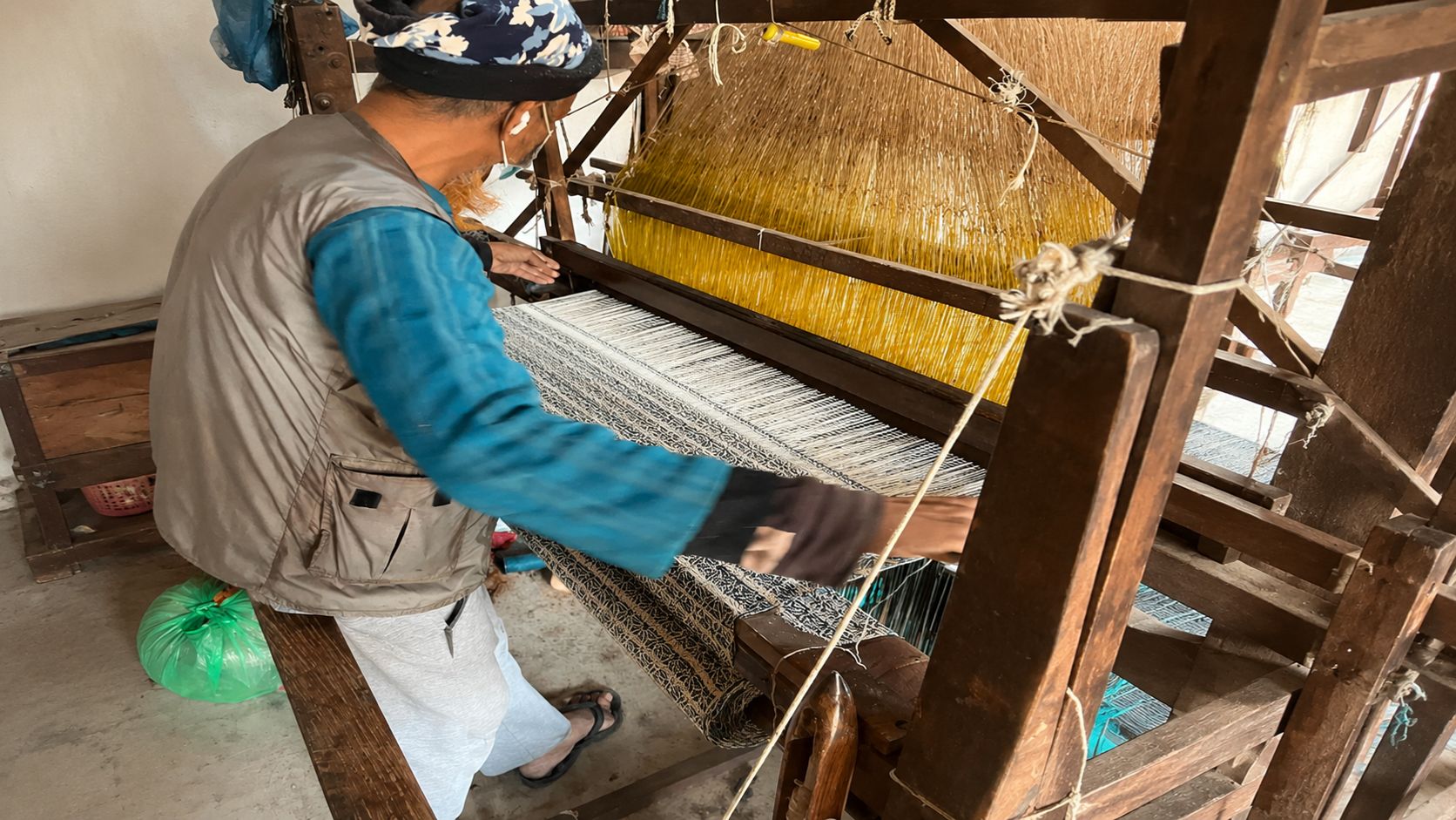 Loom 1
